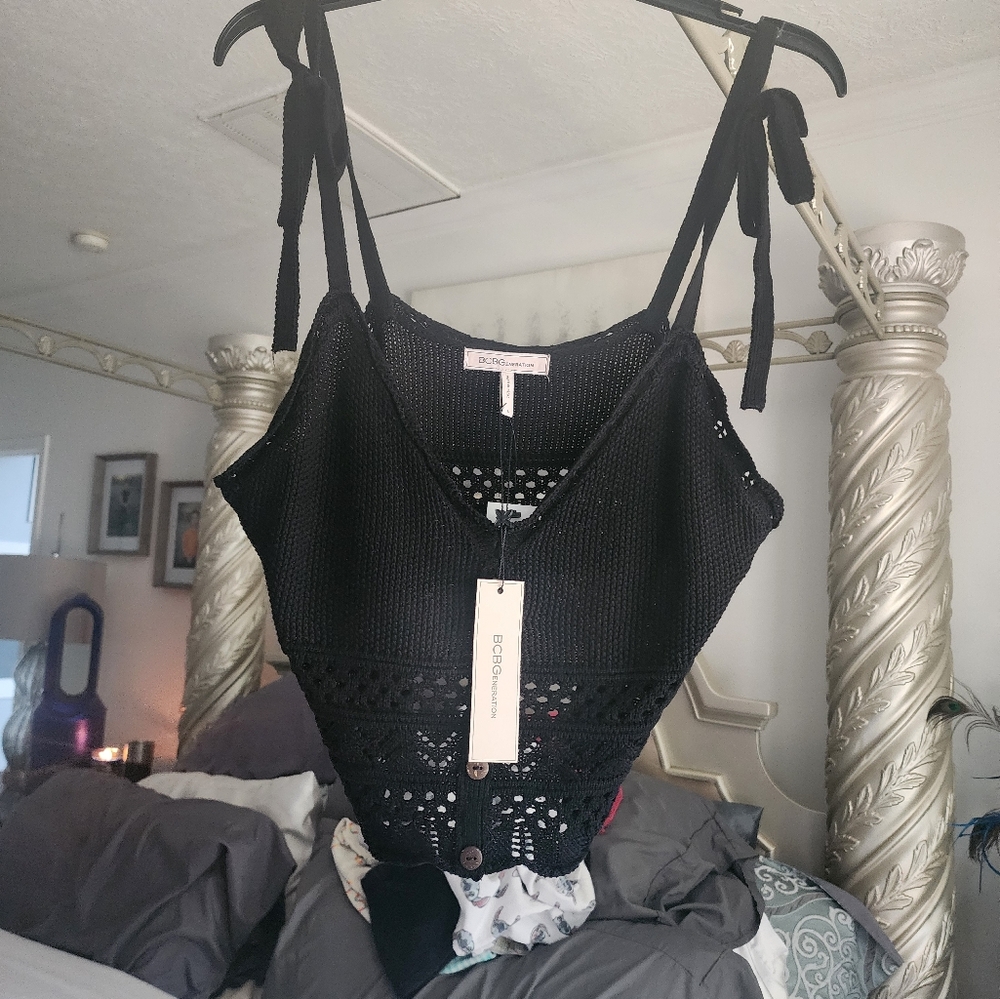 BCBGENERATION  halter top BNWT